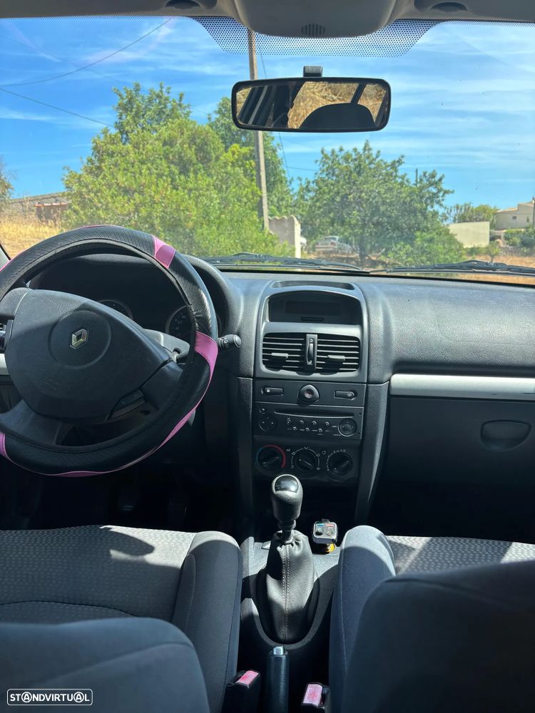 Renault Clio 1.5 dCi Confort - 8