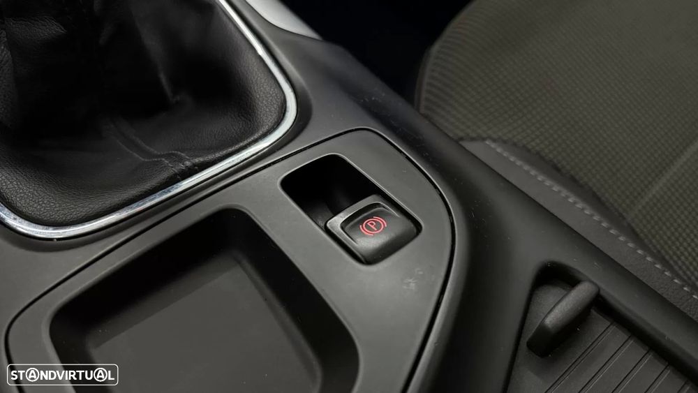 Opel Insignia Sports Tourer - 10