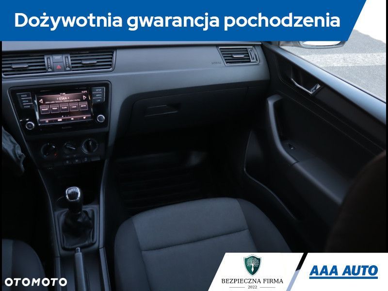 Skoda RAPID - 10