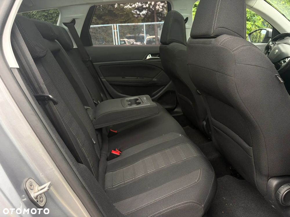 Peugeot 308 BlueHDi 120 Stop & Start Allure - 27