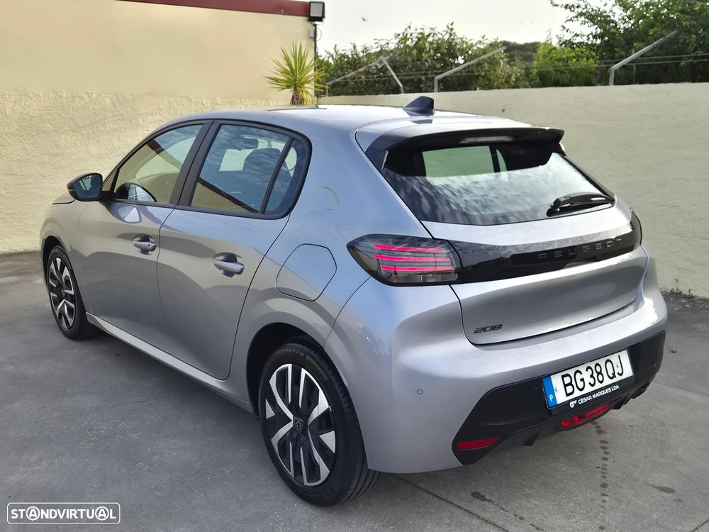 Peugeot 208 1.2 PureTech Active Pack - 4