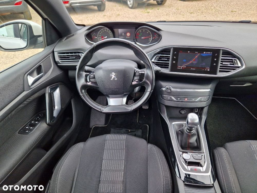 Peugeot 308 BlueHDi 120 Stop & Start Allure - 17