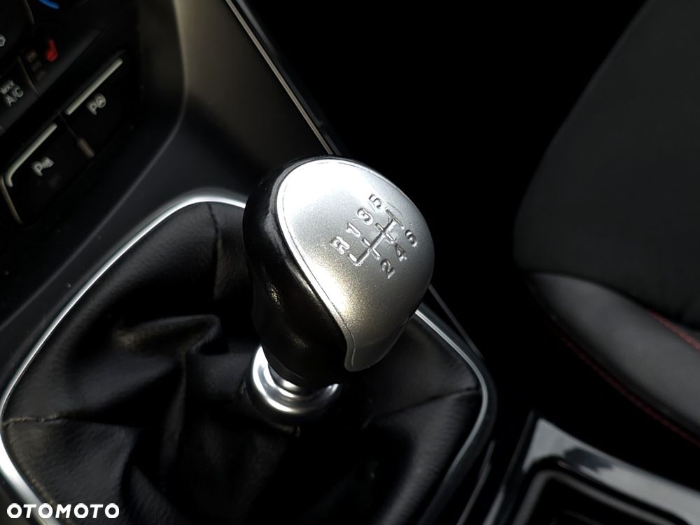 Ford Kuga 2.0 TDCi AWD ST-Line - 21