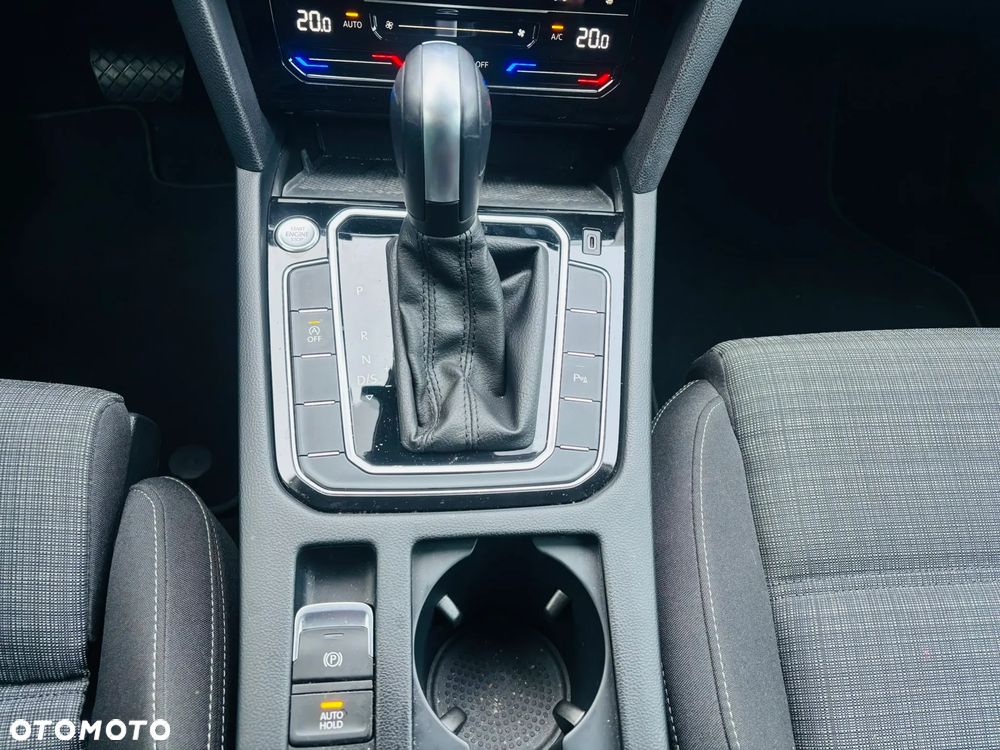 Volkswagen Passat 2.0 TSI Business DSG - 3