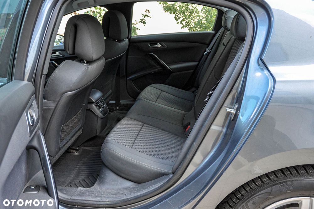 Peugeot 508 - 8