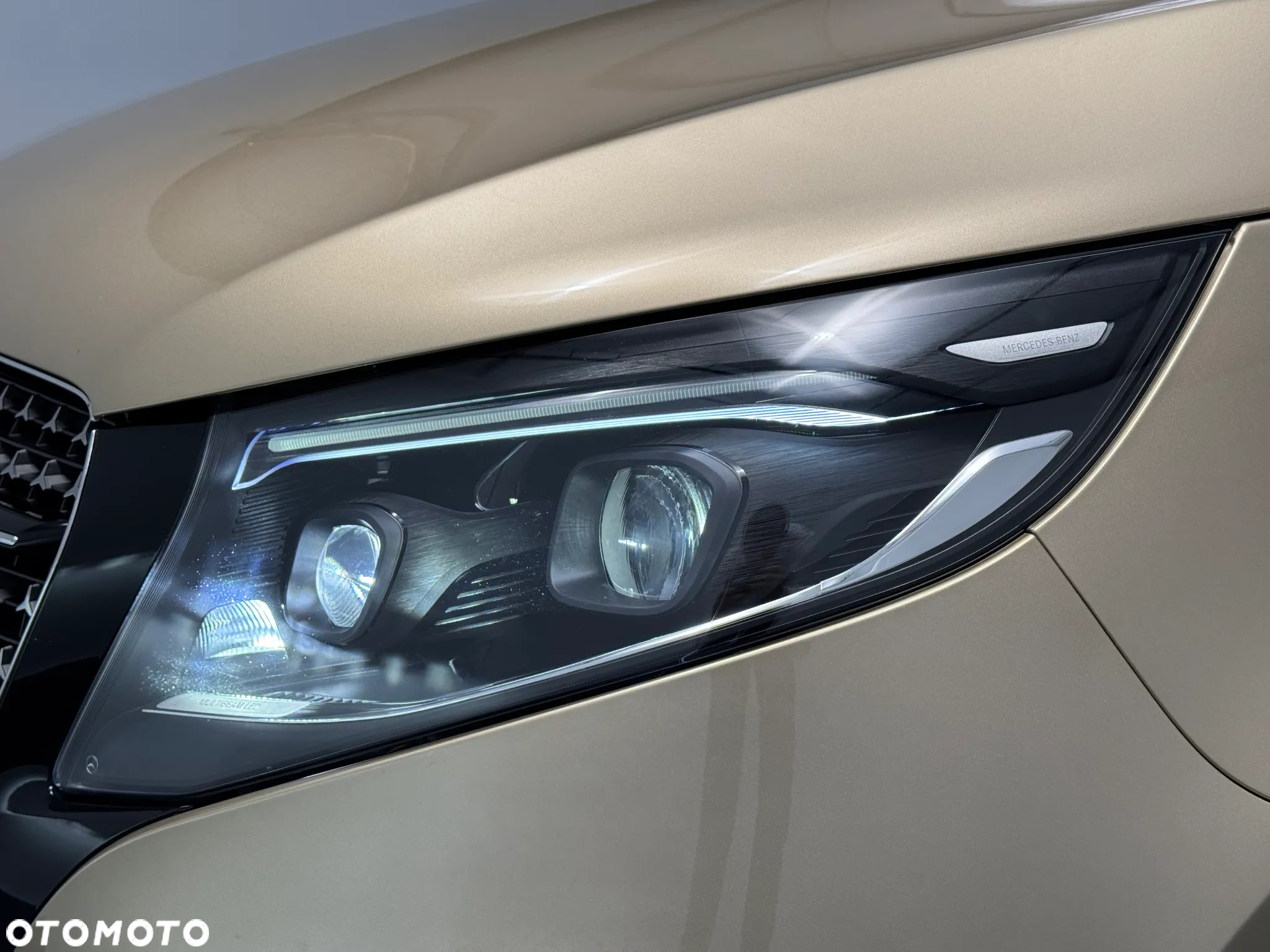 Mercedes-Benz Klasa V 300 d 4-Matic 9G-Tronic Exclusive (d³ugi) - 31