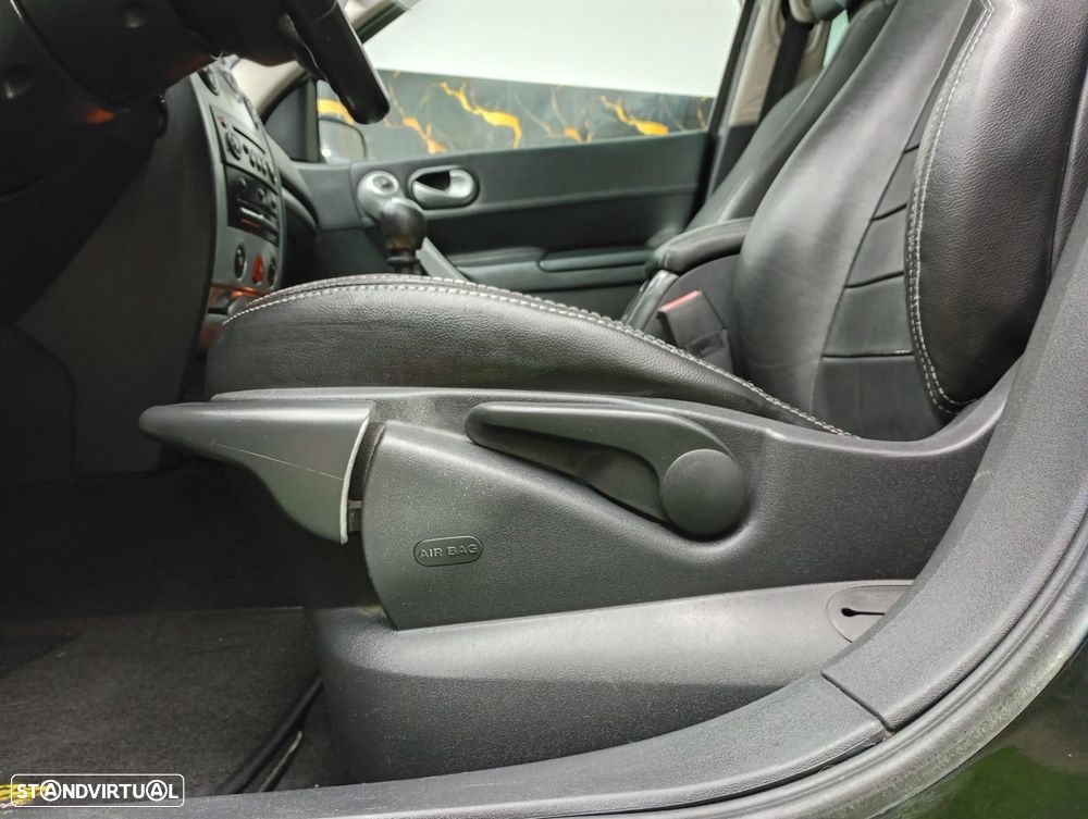 Renault Mégane Break 1.5 dCi Privilège Luxe - 14