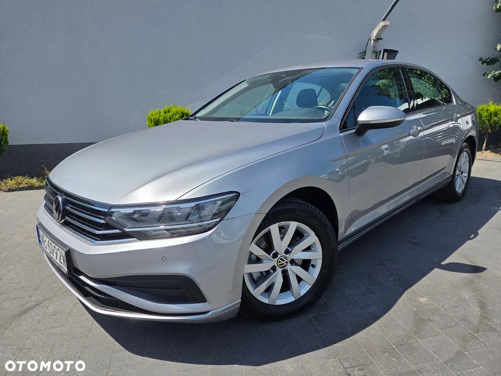 Volkswagen Passat - 27