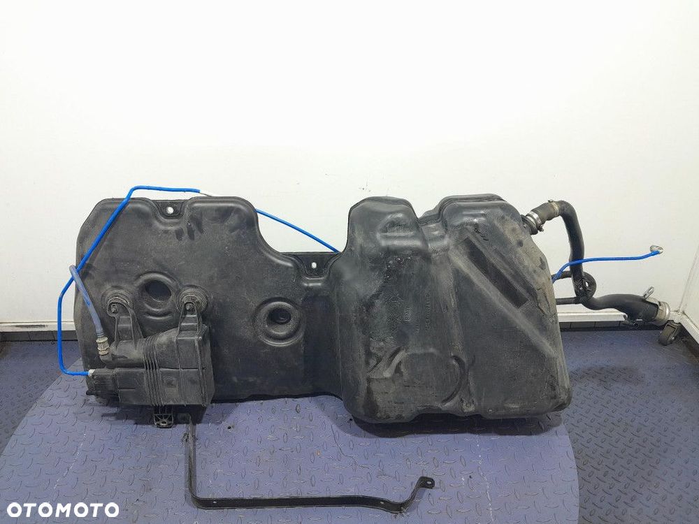 BMW 1 F40 2.0B 306 KM ZBIORNIK BAK PALIWA 7465135 - 4