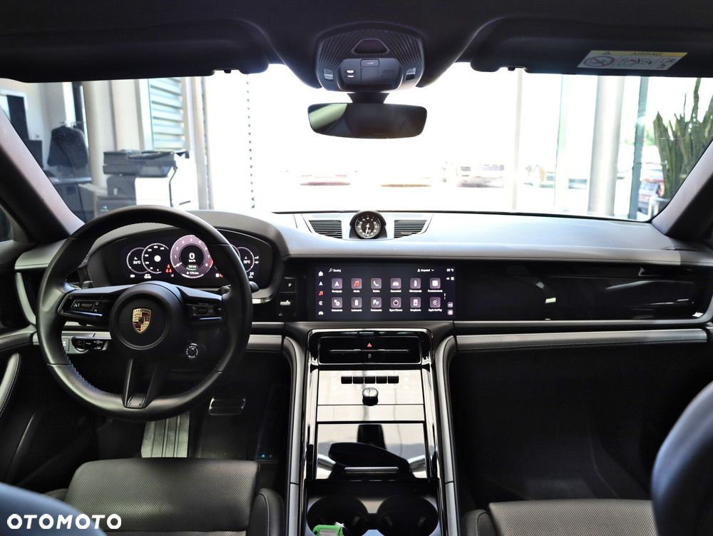 Porsche Panamera - 12