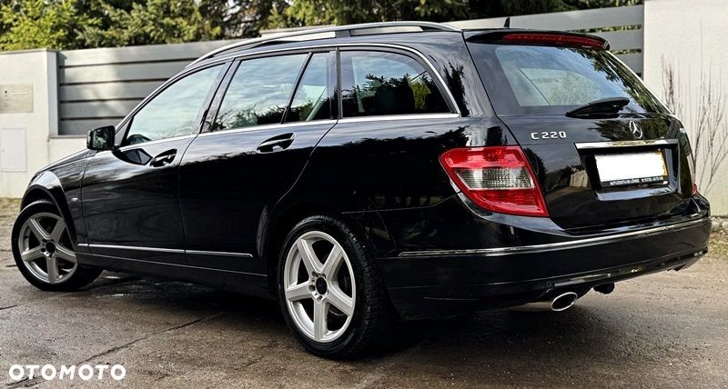 Mercedes-Benz Klasa C 220 CDI DPF Automatik BlueEFFICIENCY Avantgarde - 21