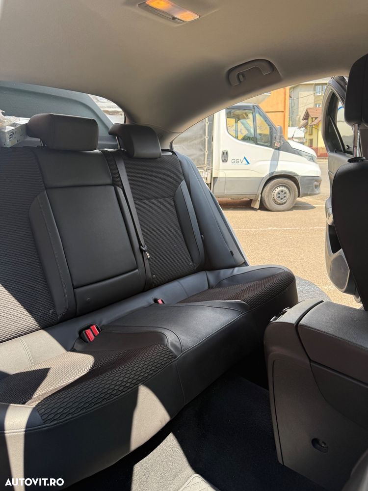 Opel Insignia 2.0 CDTI ECOTEC Start/Stop Edition - 10