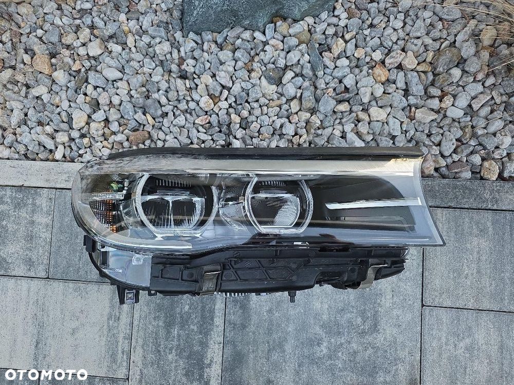 BMW 7 G11 G12 Lampa prawa przód Kompletna Full Led Base Led 7408720-01 - 7
