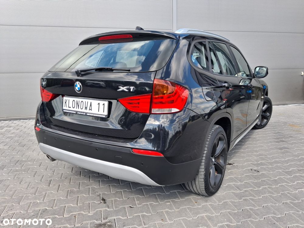 BMW X1 sDrive18i Sport Line - 29