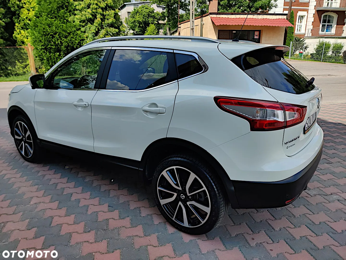Nissan Qashqai 1.6 DIG-T Tekna+ - 10