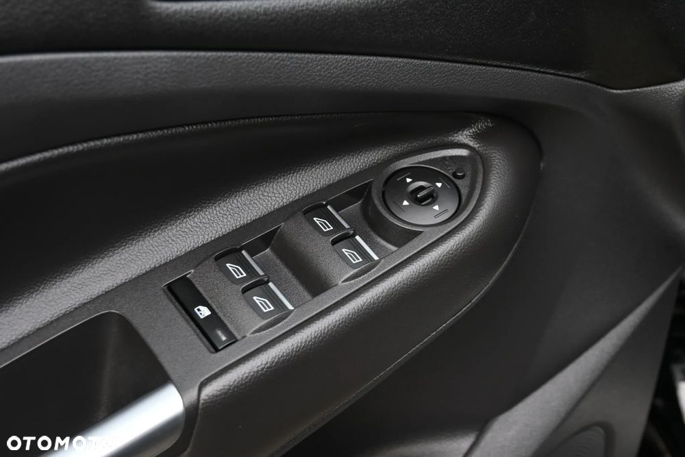 Ford Kuga 2.0 TDCi AWD ST-Line - 31