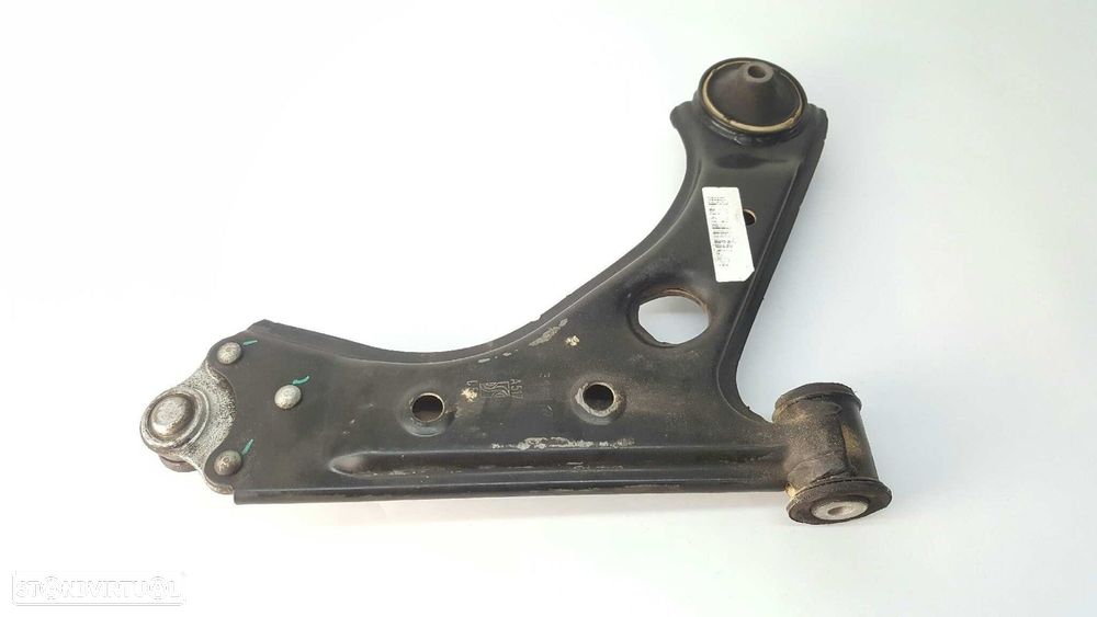 BRAÇO SUSPENSÃO INFERIOR FRENTE ESQUERDO OPEL CORSA E SELECTIVE - 3