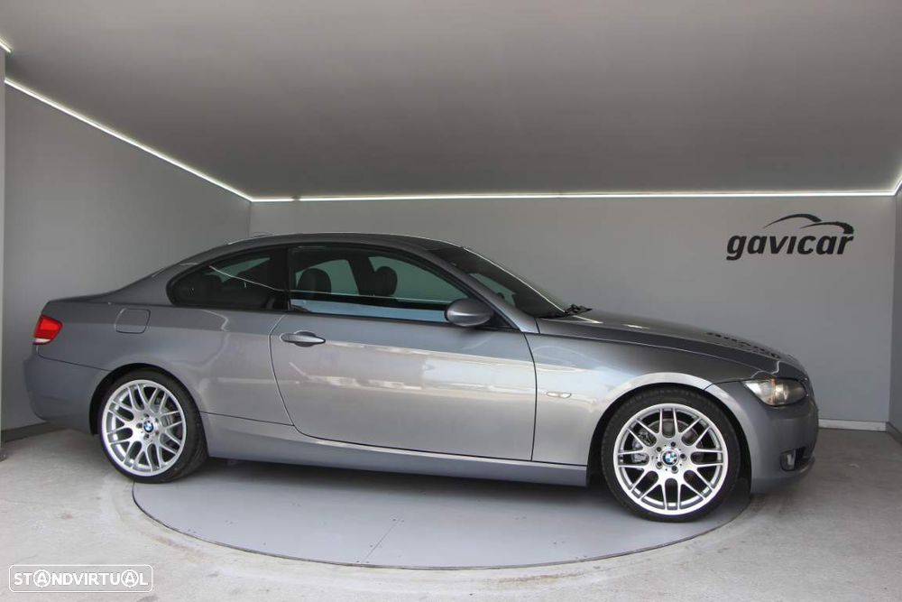 BMW 320 d Coupe - 17