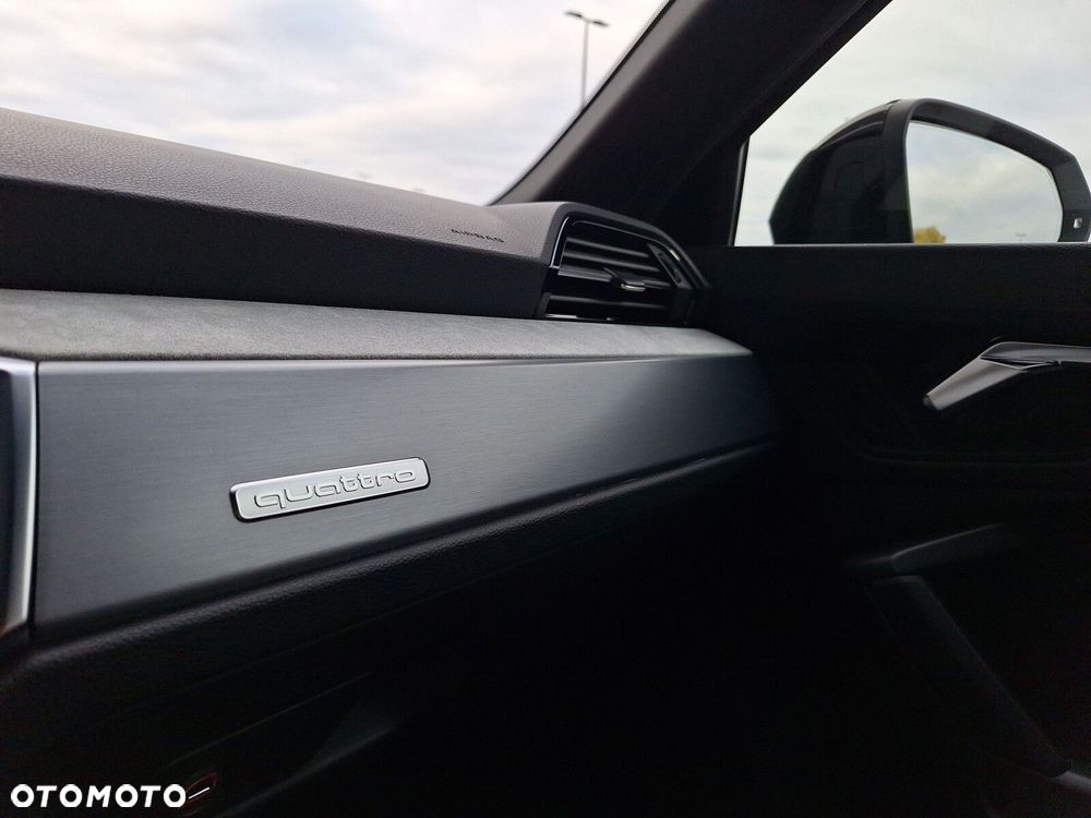Audi Q3 Sportback 45 TFSI Quattro S-Line S tronic - 29