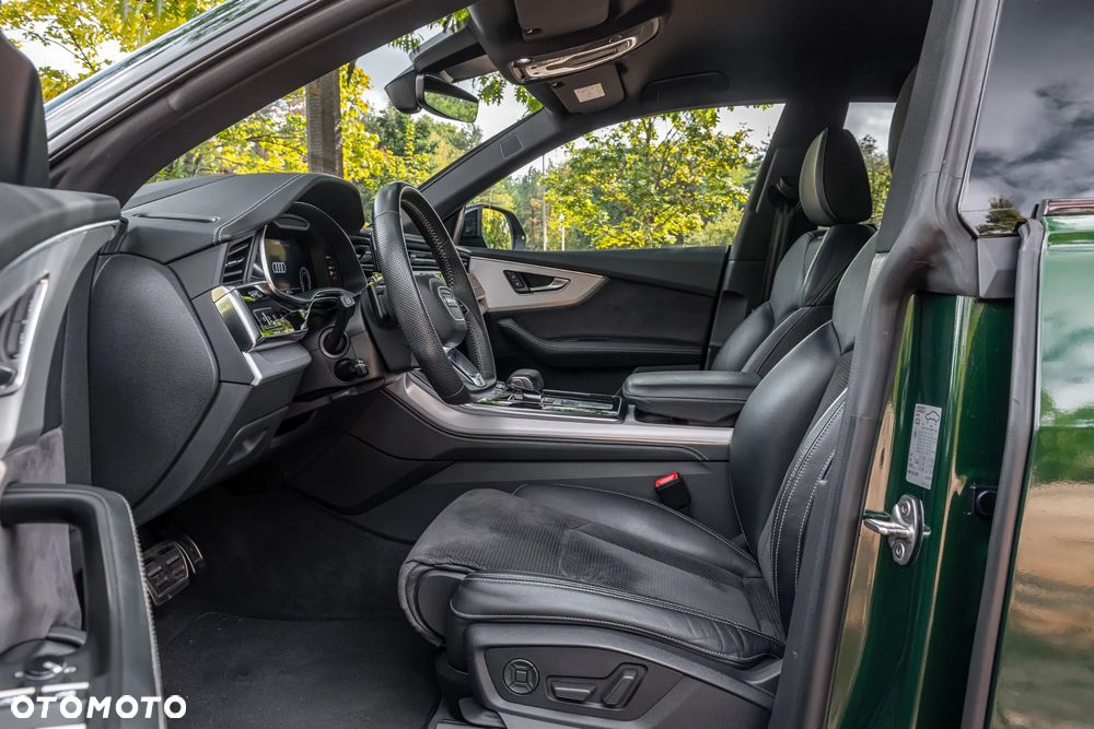 Audi Q8 55 TFSI mHEV Quattro Tiptronic - 24