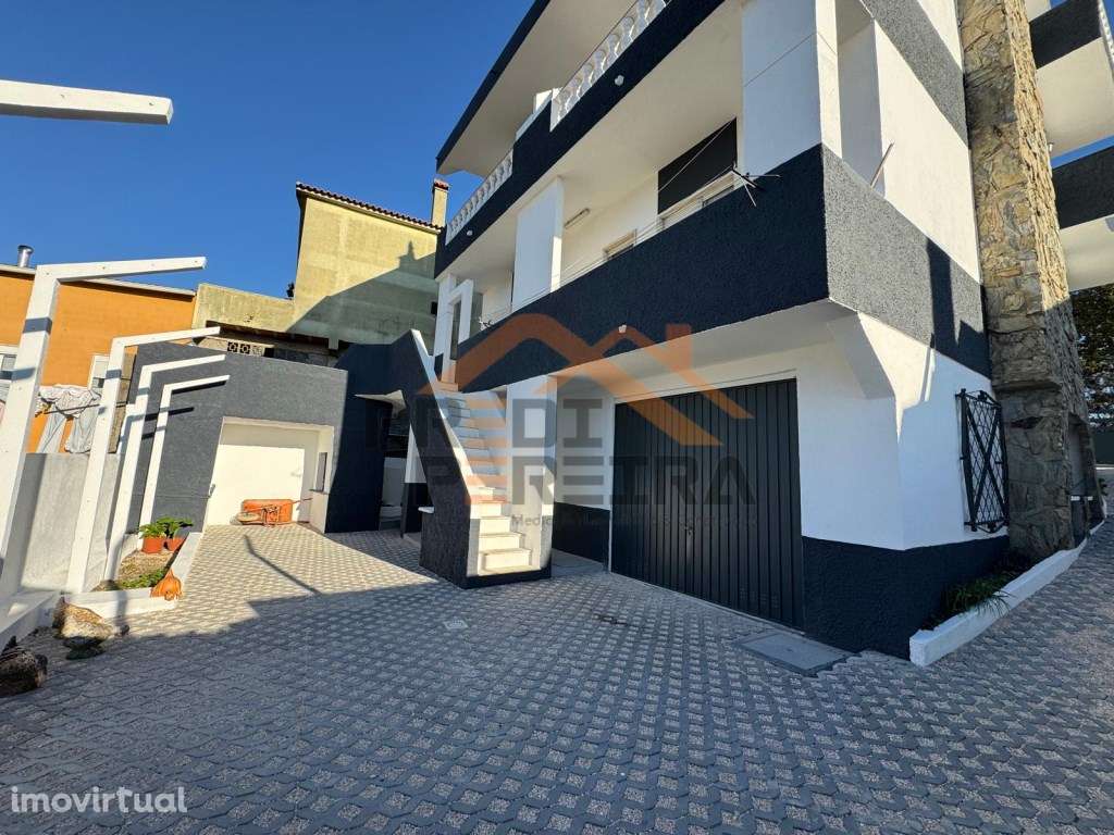 Moradia T4 em Caneças - Grande imagem: 3/27