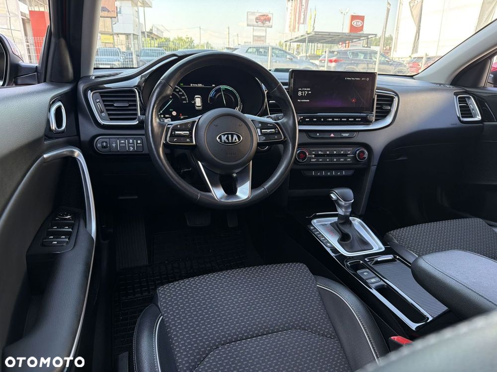 Kia Ceed 1.6 GDI PHEV L Business Line DCT - 10