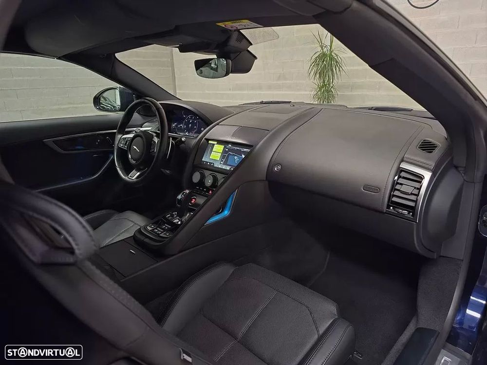 Jaguar F-Type 2.0 i4 R-Dynamic - 15