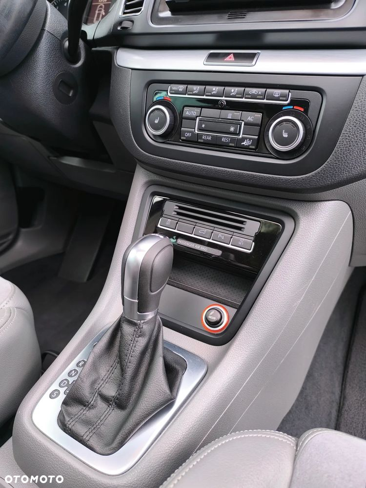 Volkswagen Sharan 2.0 TSI Highline DSG - 30
