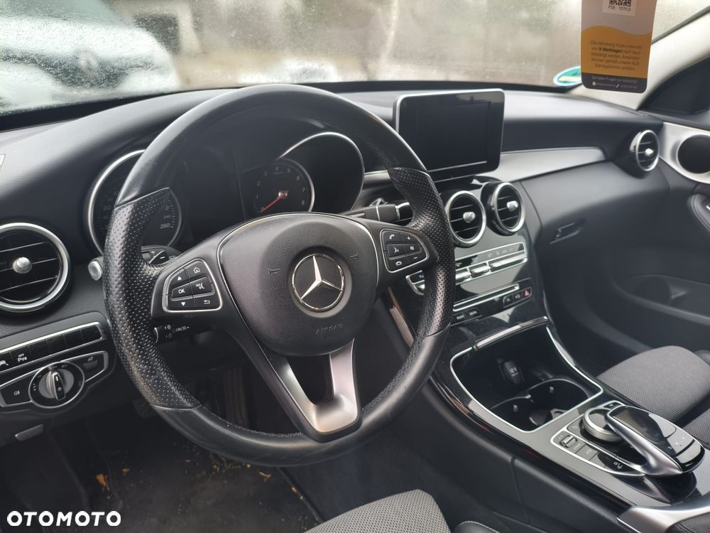 Mercedes-Benz Klasa C 250 9G-TRONIC Edition - 9