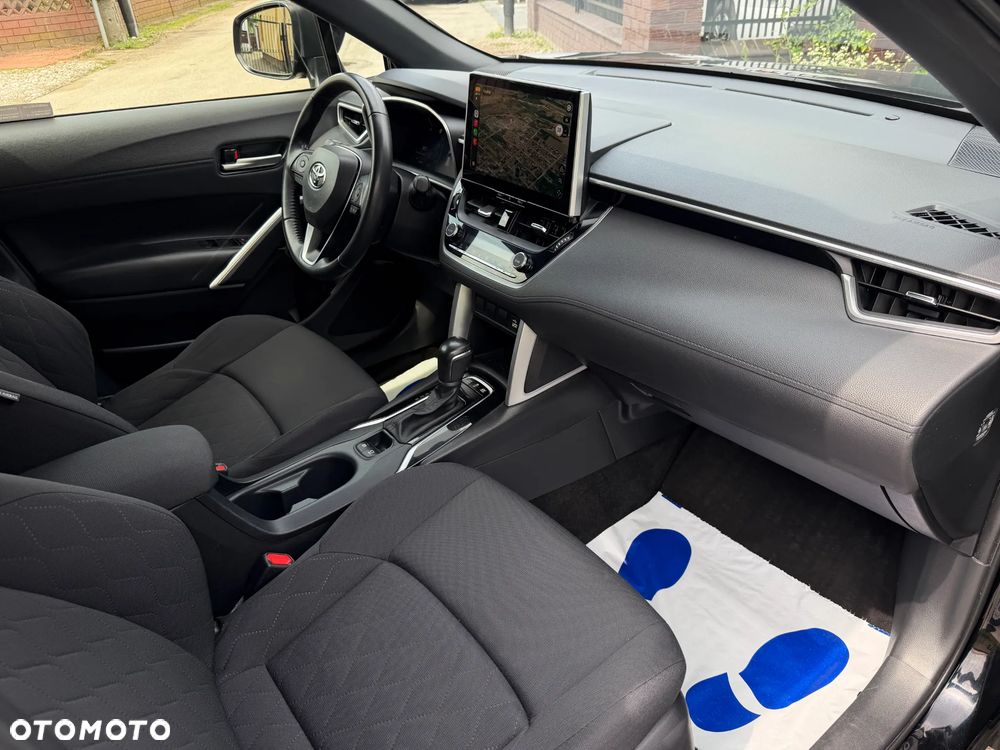 Toyota Corolla Cross 2.0 Hybrid Comfort - 13
