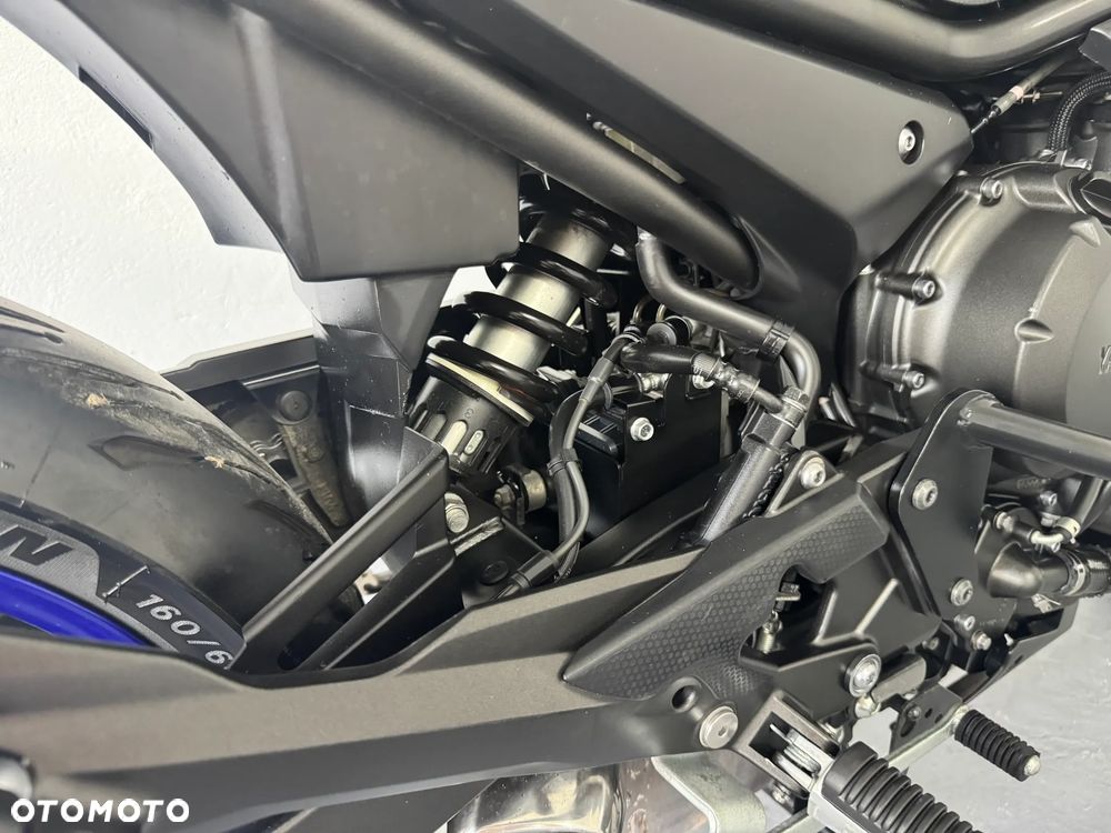 Yamaha XJ - 24