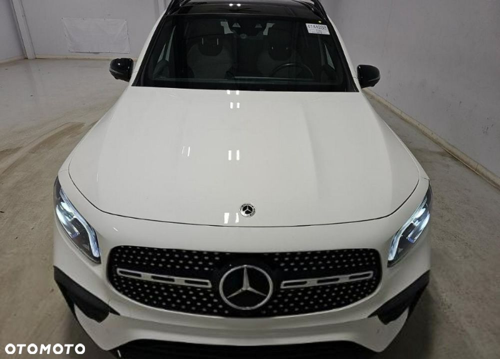 Mercedes-Benz GLB 250 4Matic 8G-DCT AMG Line - 2