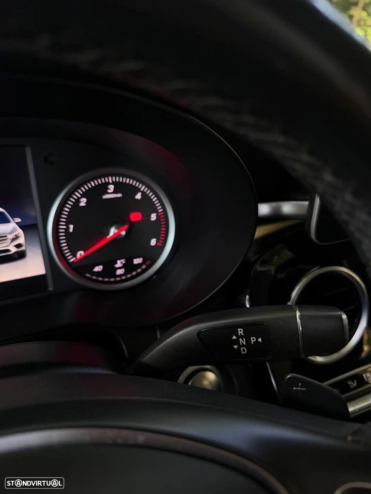Mercedes-Benz GLC 220 d 4Matic 9G-TRONIC AMG Line - 27