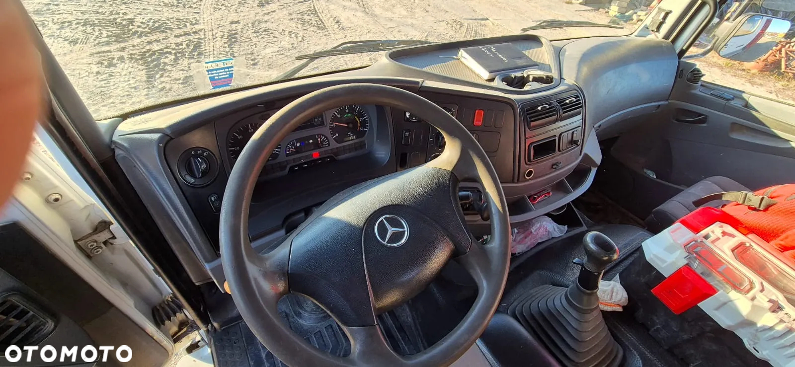 Mercedes-Benz Axor 1833 - 11