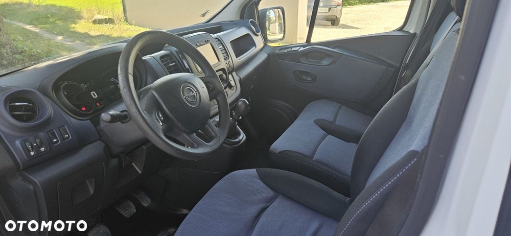 Opel Vivaro - 6