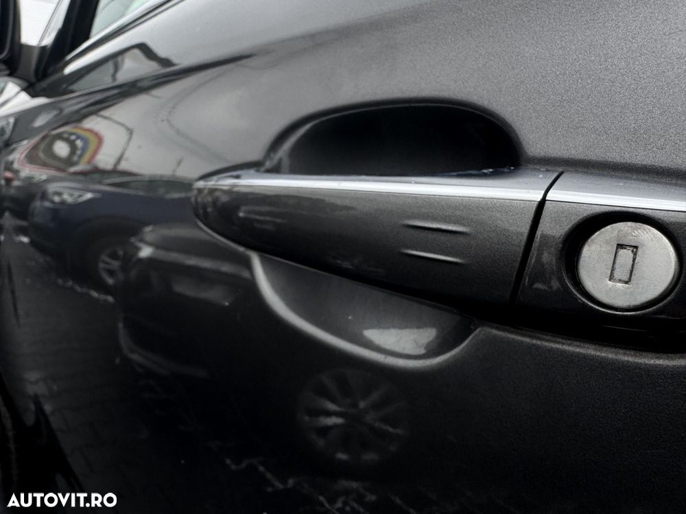 DS Automobiles DS 7 Crossback - 31