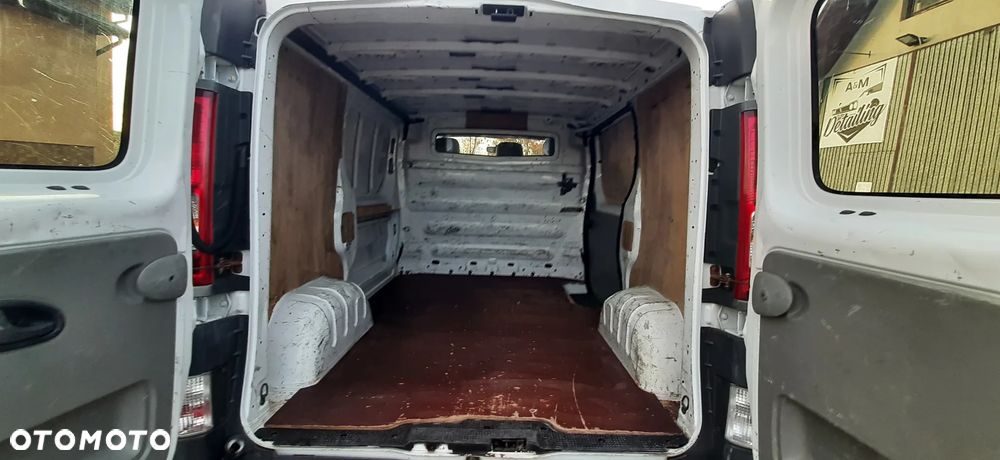 Opel Vivaro - 26