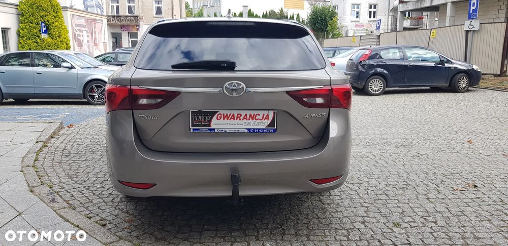 Toyota Avensis 1.6 D-4D Premium - 6