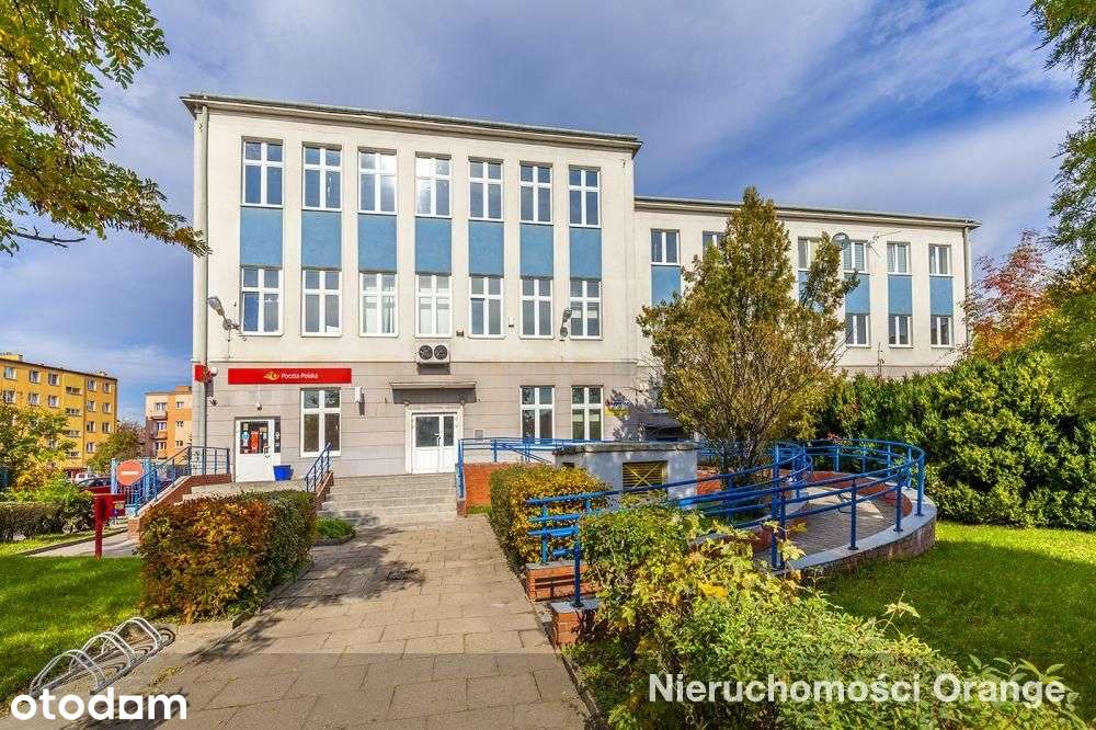 Budynek biurowy w centrum Łęczycy - Pełny obrazek: 5/8