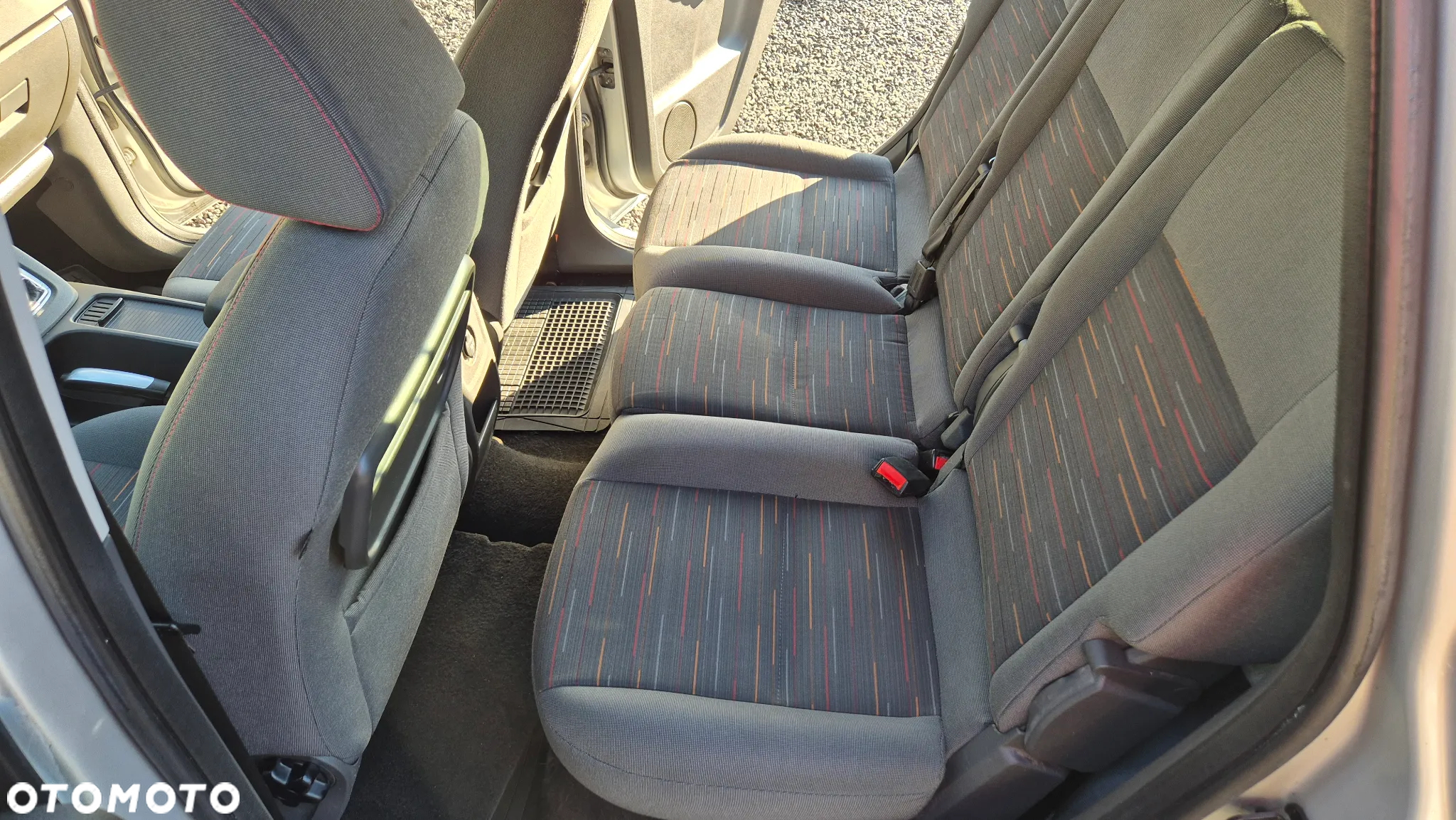 Ford C-MAX - 13