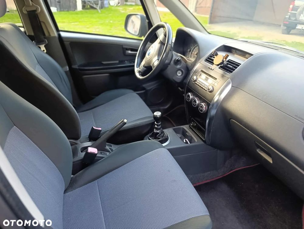 Fiat Sedici 1.9 Multijet DPF 4x4 Emotion - 6