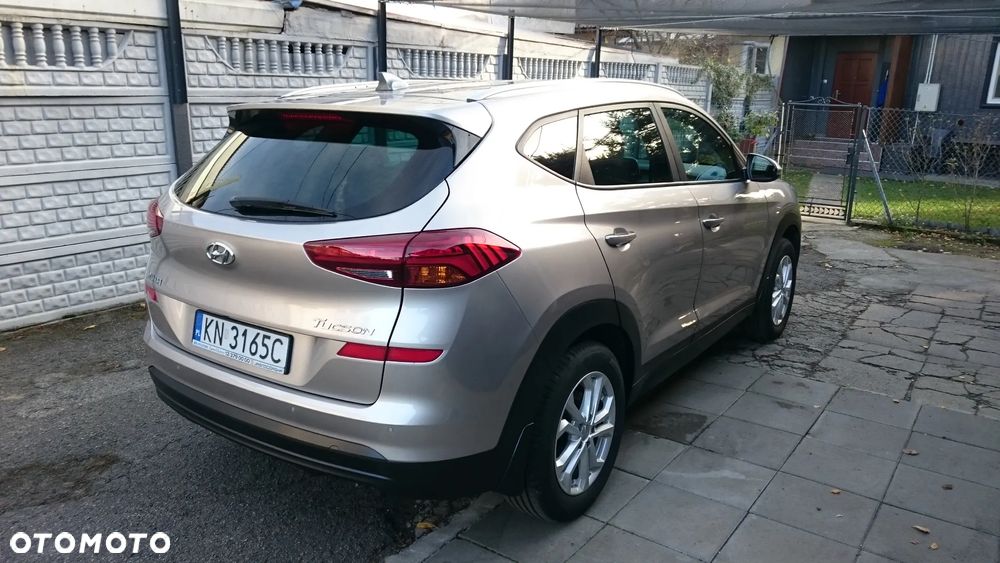 Hyundai Tucson 1.6 GDI BlueDrive Style 2WD - 16