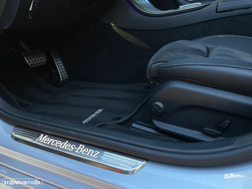 Mercedes-Benz E 220 d AMG Line - 14
