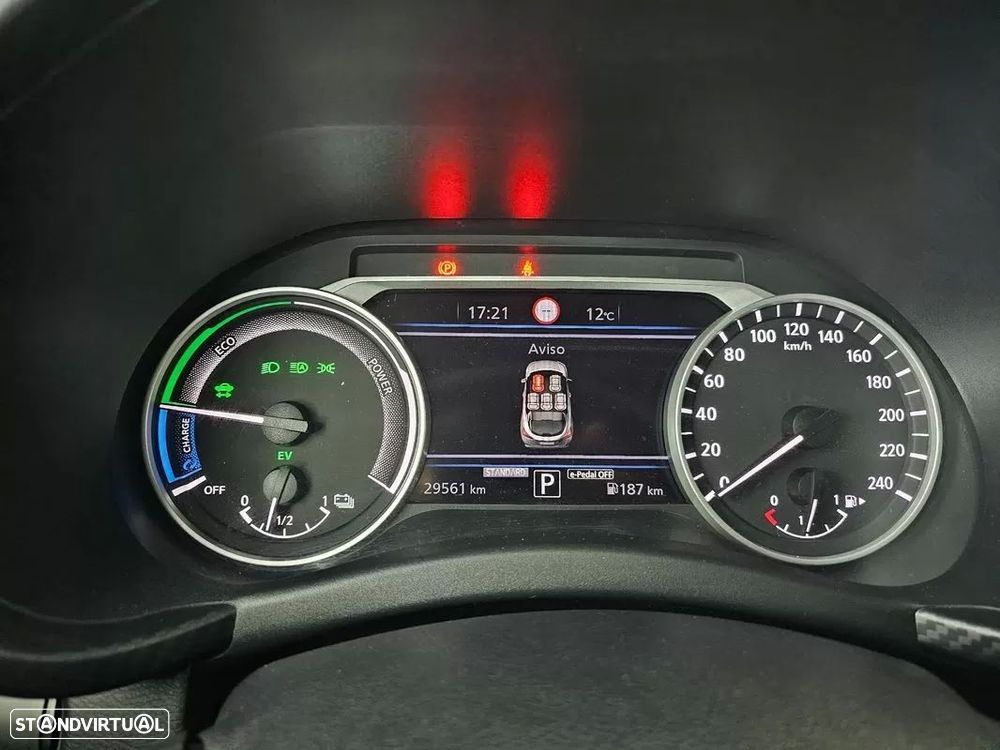 Nissan Juke 1.6 Hybrid N-Design Black - 15