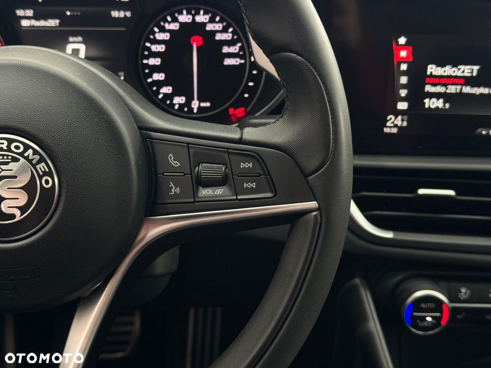 Alfa Romeo Giulia 2.0 Turbo Veloce Q4 - 22