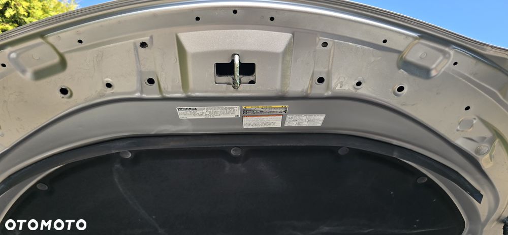 Lexus RX - 16