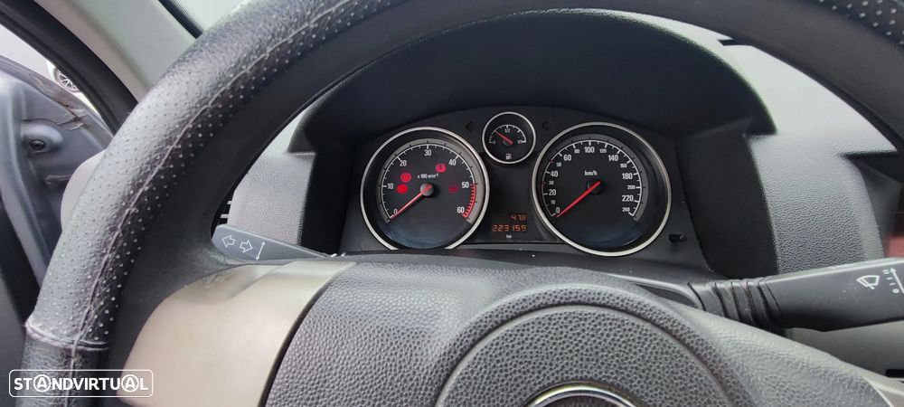 Opel Astra 1.3 CDTI Cosmo - 8