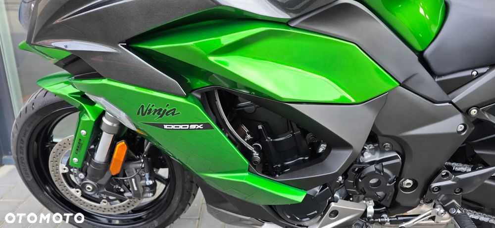 Kawasaki Ninja 1000 SX - 31