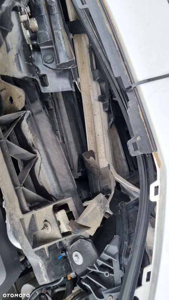 Peugeot 508 BlueHDi 160 EAT8 Allure Business-Paket - 37