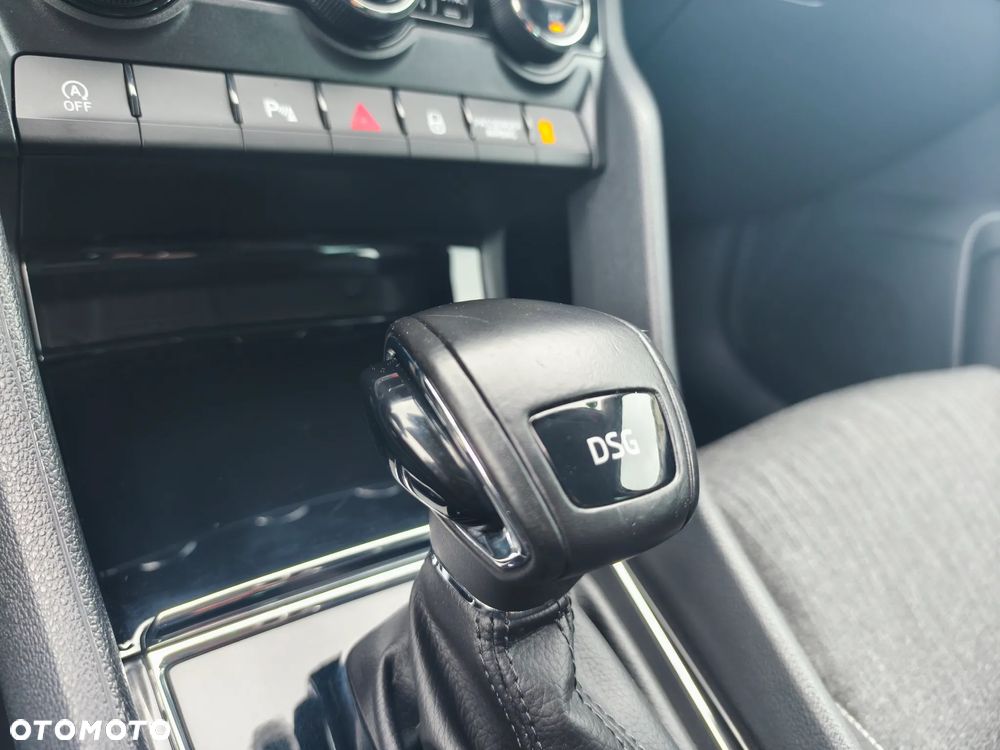 Skoda Karoq 1.6 TDI SCR DSG Ambition - 17